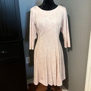Taylor Women's Dress Size 12 Blush Pink Textured Jacquard Fit & Flare 3/4 Sleeve